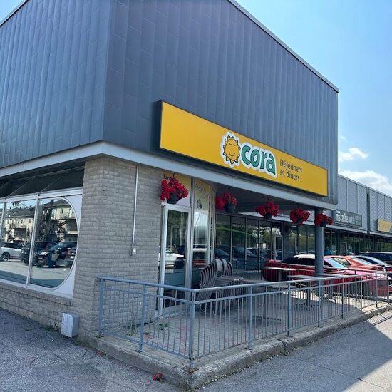 Cora Déjeuners et dîners - Restaurants de Montréal