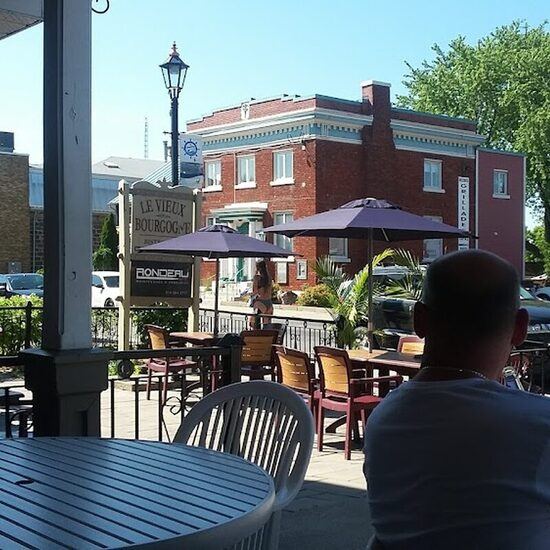 Le Vieux Bourgogne Bistro - Restaurants de Montréal