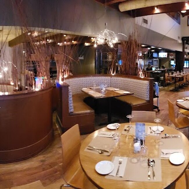 Spago - Restaurants pr&egrave;s de: J8B1A7