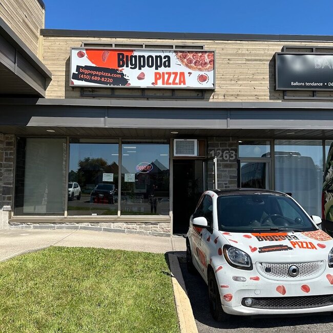 Jolibourg Pizzeria Restaurant Laval, QC