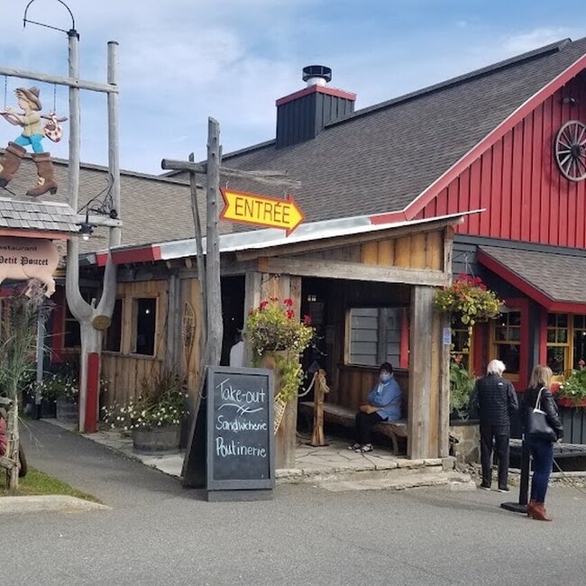 Restaurant Au Petit Poucet - Restaurants pr&egrave;s de: J0T2N0