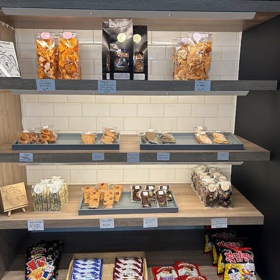 Lab à Mémé - Poutine, Bubble Tea, Asian Restaurants in Dollard-des-Ormeaux