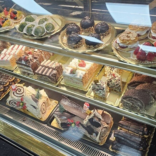 P&acirc;tissi&egrave;re ALYAMAAN - Restaurants pr&egrave;s de: H9B1E1