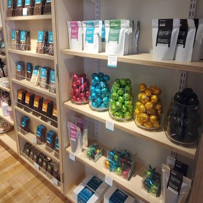 Choco Chocolat - Restaurants Plats &agrave; emporter pr&egrave;s de: J6E3E2