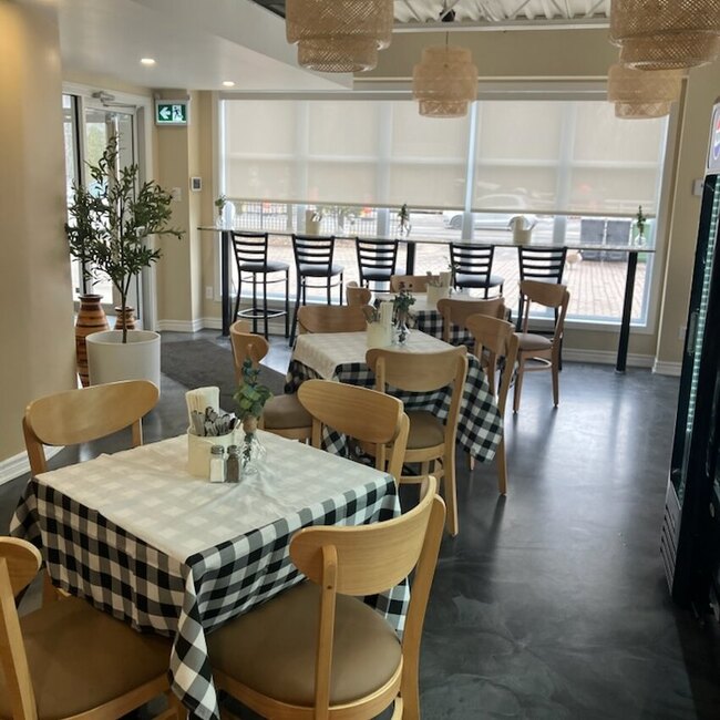 Hermes Cuisine Grecque - Restaurants Grecs, Turques Rosemère