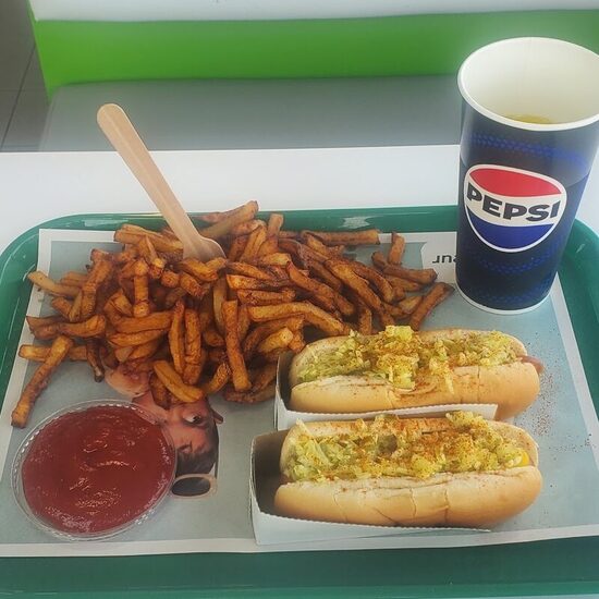 Restaurant Lafleur - BBQ, Breakfast, Poutine Restaurants in Montreal