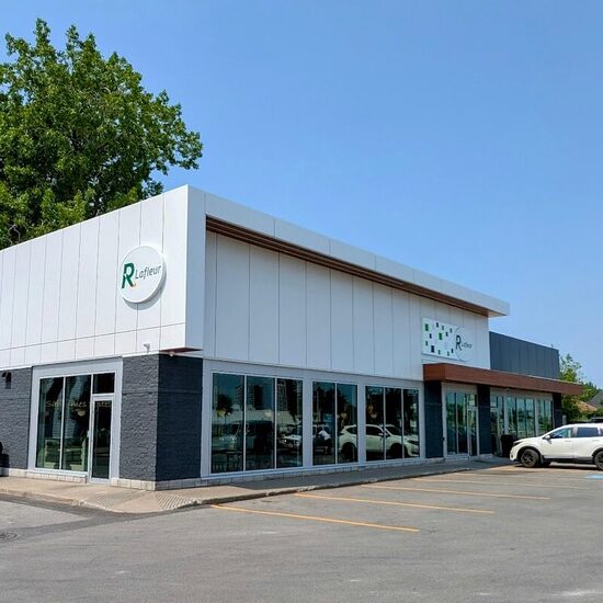 Restaurant Lafleur - Poutine in Laval