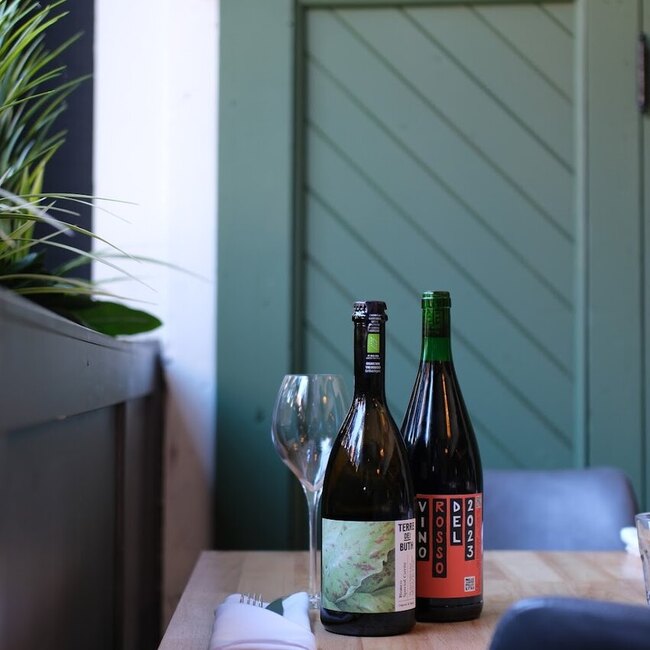 Sauce Buvette Du Quartier - Montreal Restaurants