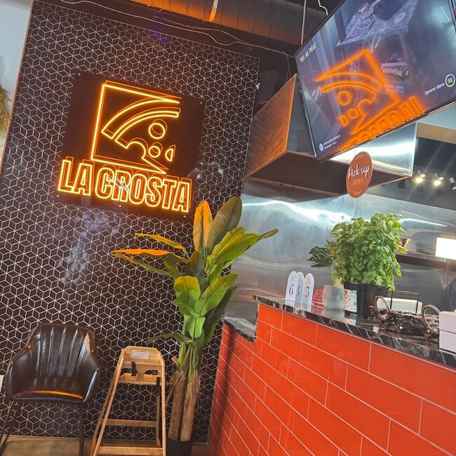 La Crosta -  Restaurants Near: H1Z3E2