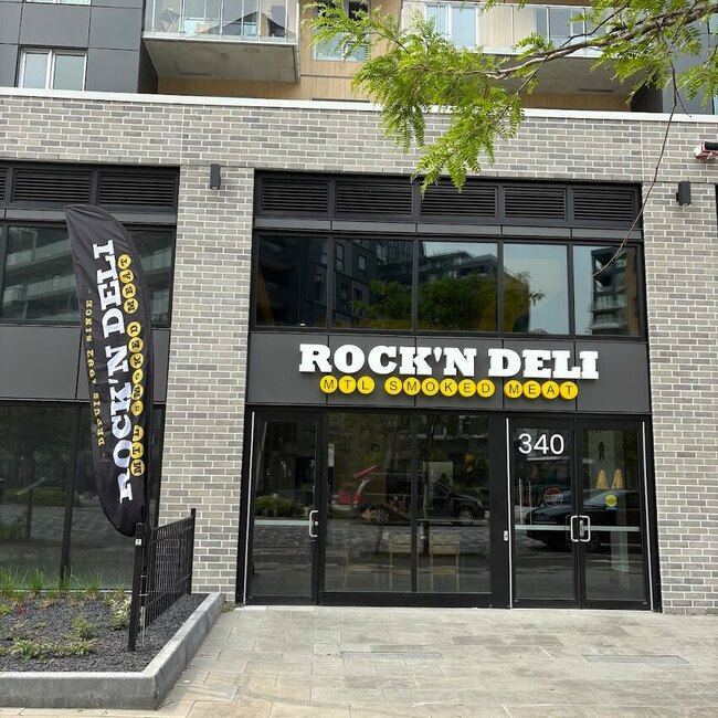 Rock'N Deli - Greater Montreal Open Monday Restaurants