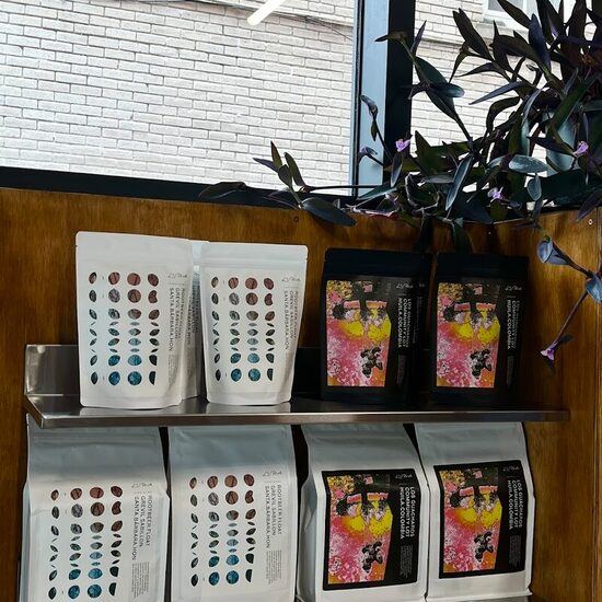 mr + mrs m magasin - Restaurants in Montreal
