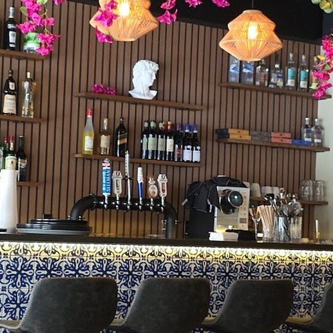 Restaurant l'Olympe - Restaurants pr&egrave;s de: G9A2B1