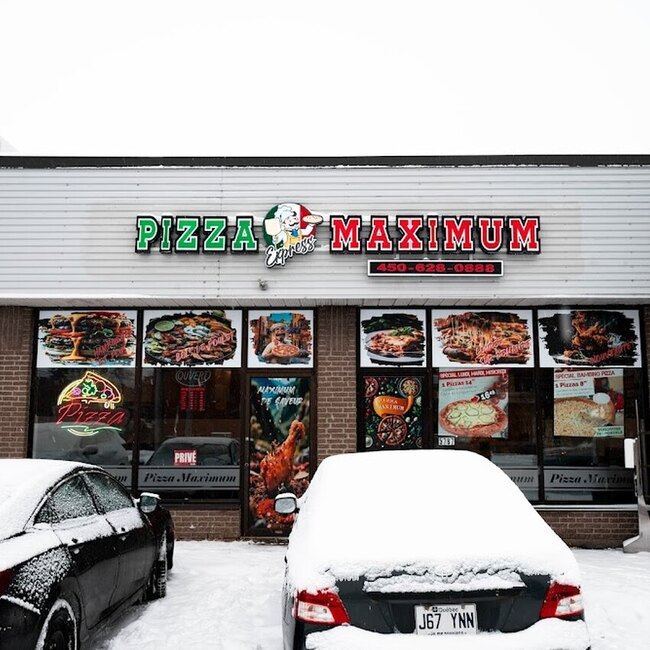 Pizza Maximum - Restaurants Near: H7K2J7