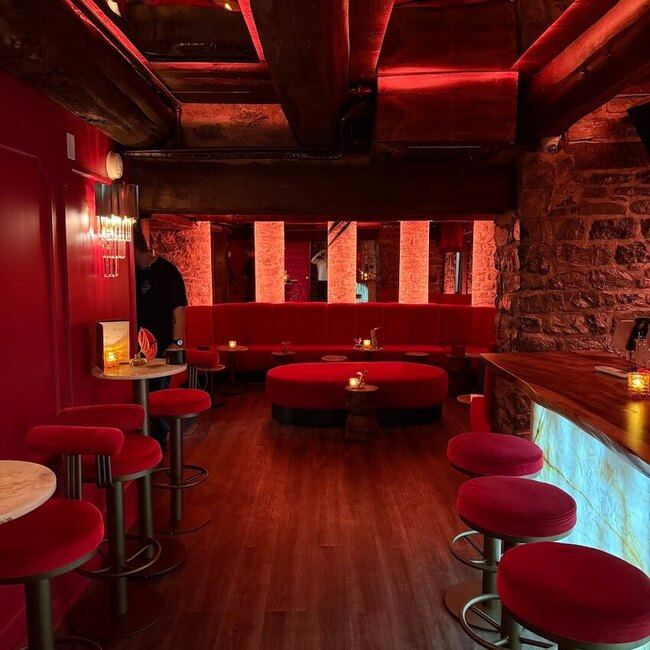 Speakeasy Le 404 - Restaurants pr&egrave;s de: H2Z1C2