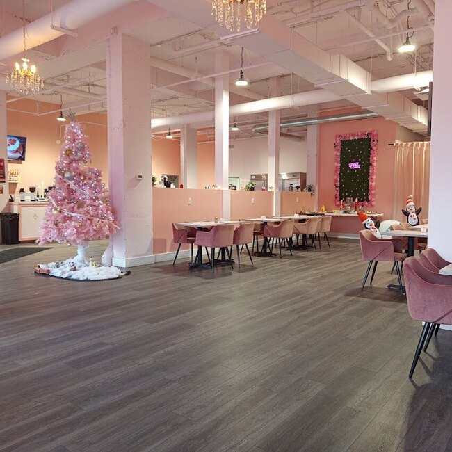 Mont Rose Pâtisserie & Café - Restaurants Near: J2T1K3