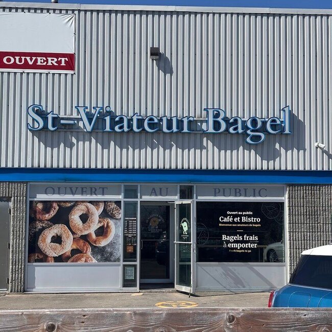 St-Viateur Bagel - Poutine, Breakfast, Delis Restaurants in Laval