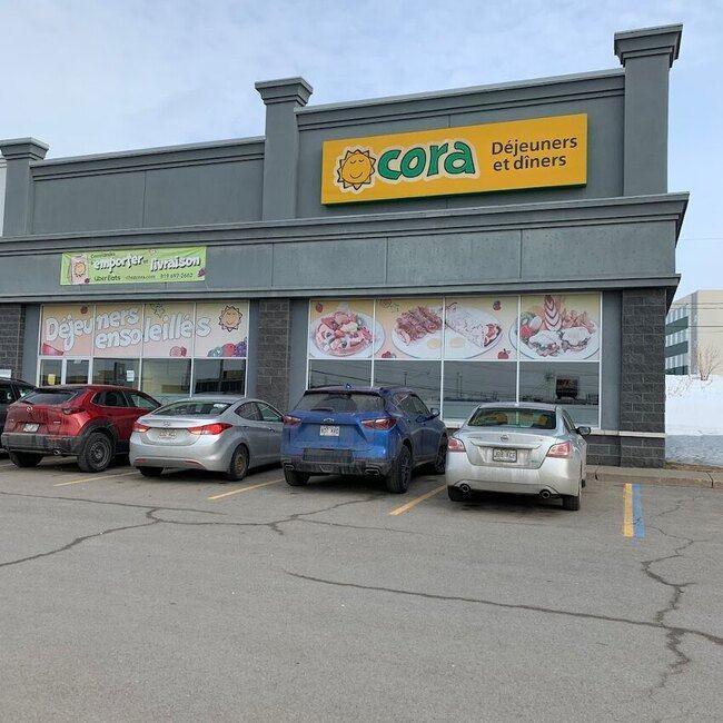 Cora D&eacute;jeuners et d&icirc;ners - Restaurants Entr&eacute;e accessible aux fauteuils roulants Trois-Rivi&egrave;res
