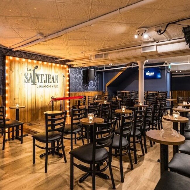 Le Saint-Jean Com&eacute;die Club - Restaurants Buvettes, Bars de Qu&eacute;bec