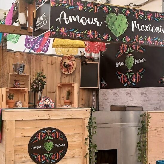 Amour Mexicain - Bubble Tea, Poutine Restaurants in Montreal