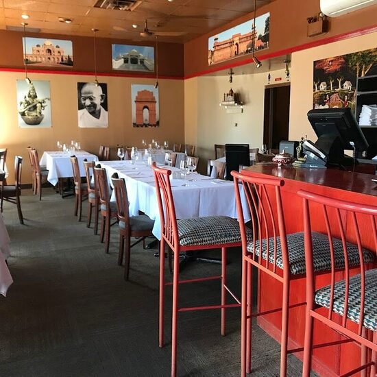 Cuisine Bombay Indienne - Restaurants in Montreal