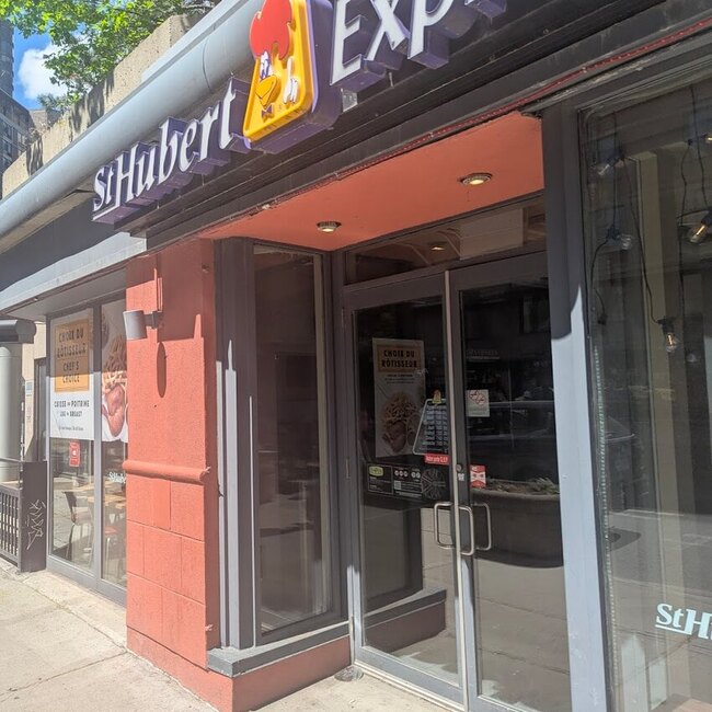 R&ocirc;tisserie St-Hubert Express - Restaurants Plats pr&eacute;par&eacute;s &agrave; Montr&eacute;al