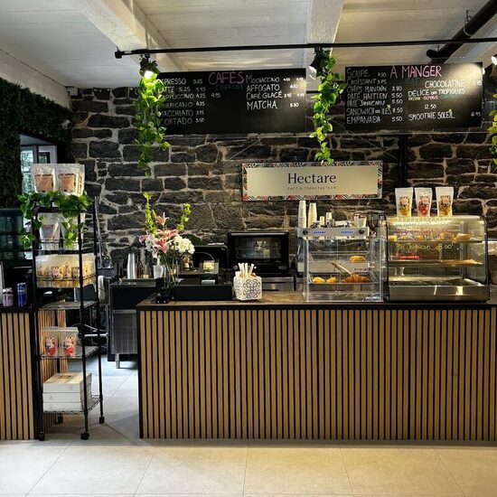 Hectare Café - Restaurants Caribéens, Bars de Montréal