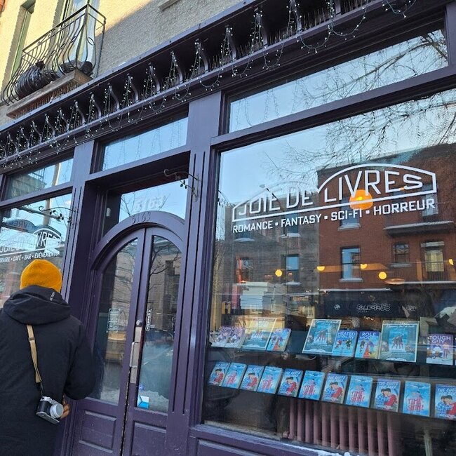 Joie de Livres -  Restaurants Near: H2R2W1