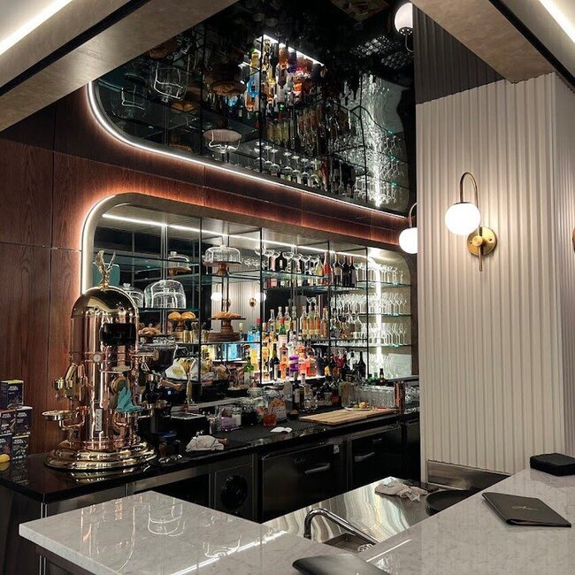 Ava - Espresso & Cocktails -  Restaurants Near: H4E4H2