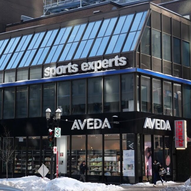 Ben & Jerry's Montreal Restaurant: Menu, Reviews & Reserve (2026)