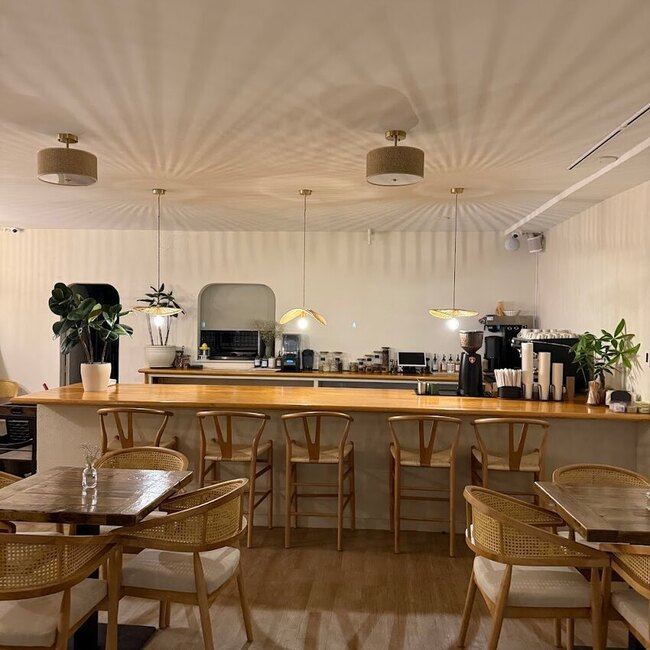 Velora Caf&eacute; P&acirc;tisserie - Little Burgundy Restaurants