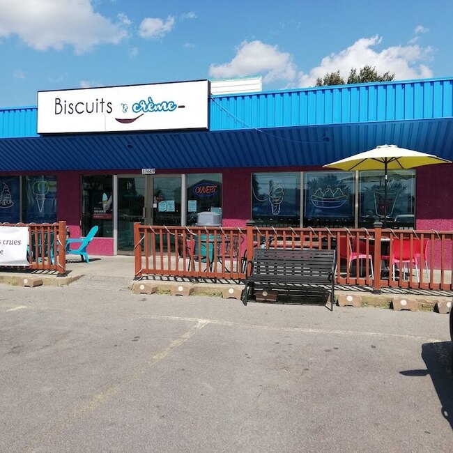 Biscuits & cr&egrave;me -  Restaurants Near: J7J1K3