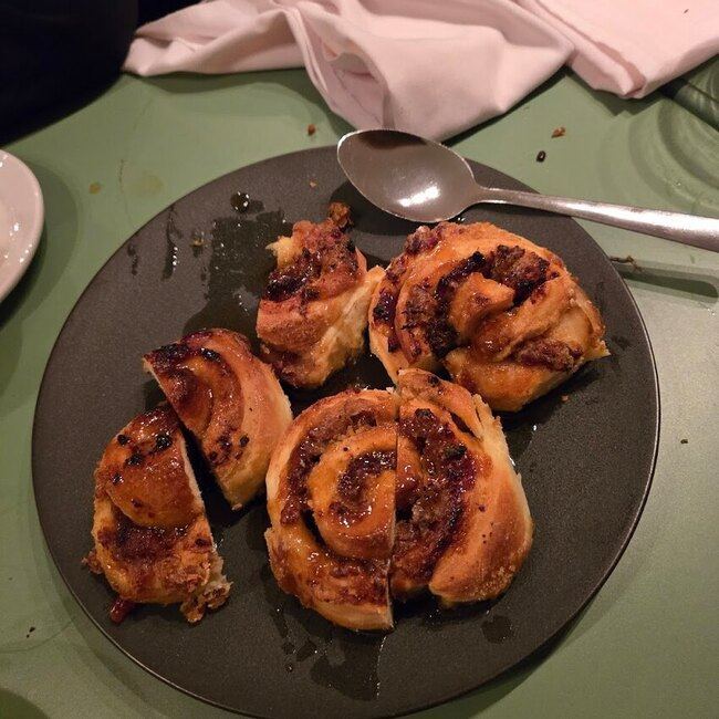 Bon Vivant - Table Fermi&egrave;re - Saint-Chrysostome Restaurants