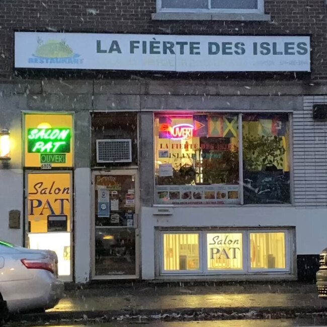 Island Pride Restaurant - Restaurants près de: H4V1S7
