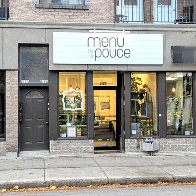 Menu sur le pouce -  Restaurants Near: H4H1L1