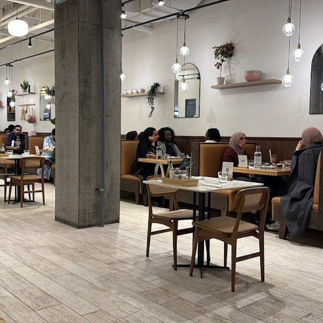 Eggstatic - Restaurants près de: H3A2A6