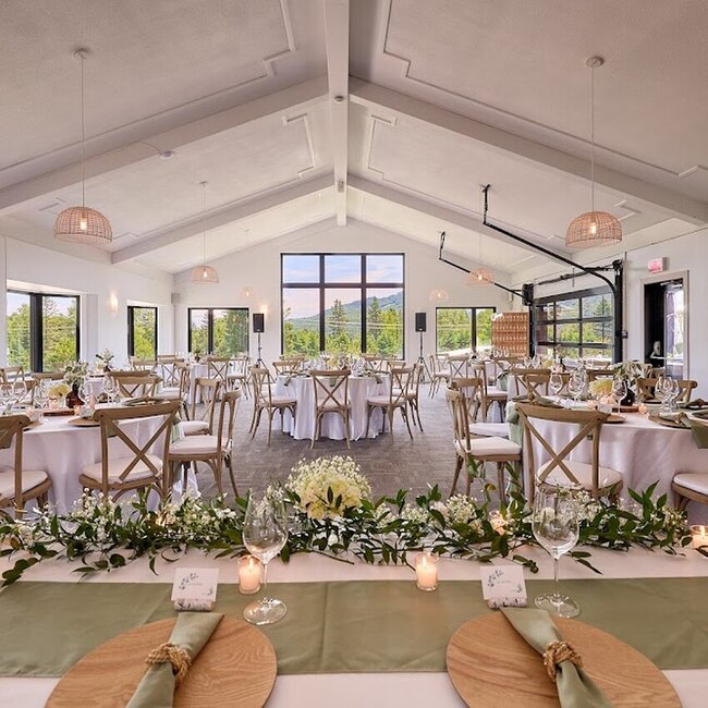 Photos of Le Mulligan, Saint-Donat Le Mulligan Saint-Donat Restaurant: Menu, Reviews & Reserve (2026)