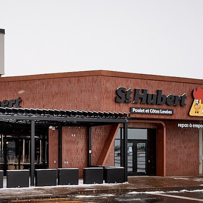 R&ocirc;tisserie St-Hubert Restaurant Laval, QC