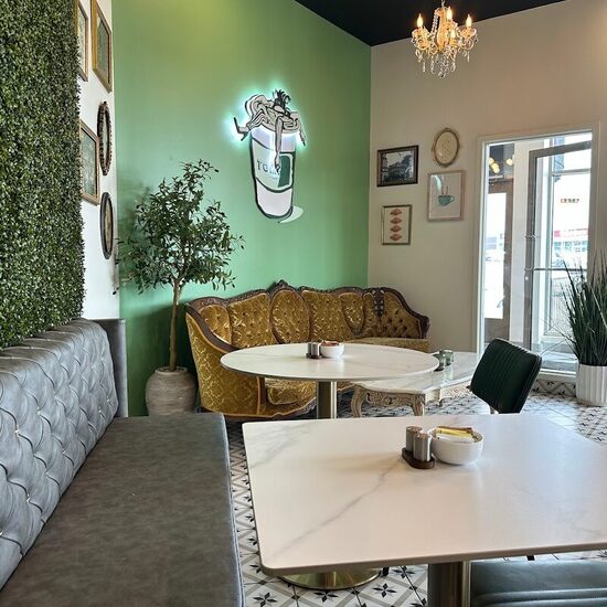 Tommy Caf&eacute; - Sandwichs de Montr&eacute;al