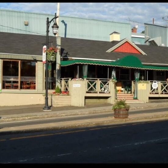 Au petit chaudron - Breakfast, Thai Restaurants in Sainte-Adèle