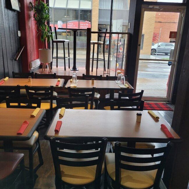 L'&Eacute;b&egrave;ne Restaurant - Restaurants Ouverts dimanche Saint-Jean-sur-Richelieu