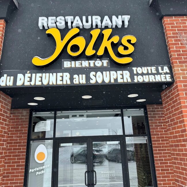 Déjeuners Yolks Breakfast - Restaurants près de: H9B1M5