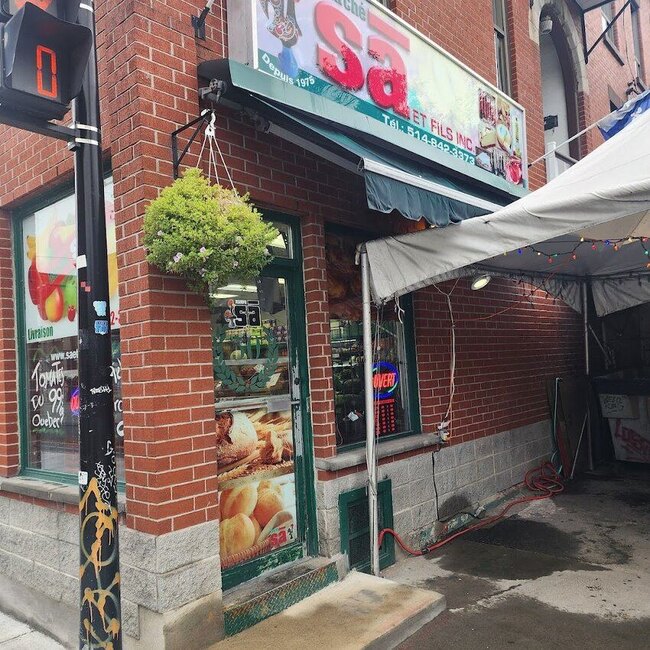 March&eacute; SA et Fils -  Restaurants Near: H2T2B1