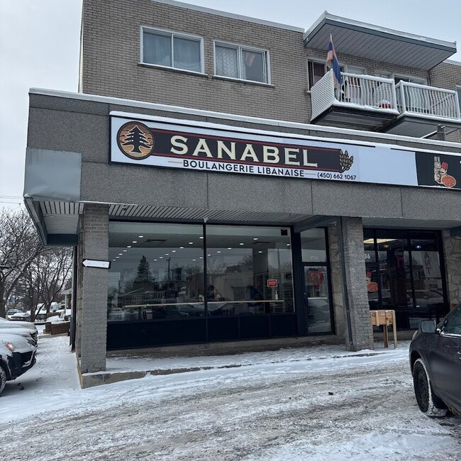Sanabel Laval - Restaurants pr&egrave;s de: H7M2P6