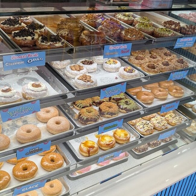 Homers Boîte à Beignes - Restaurants près de: J6K3B8