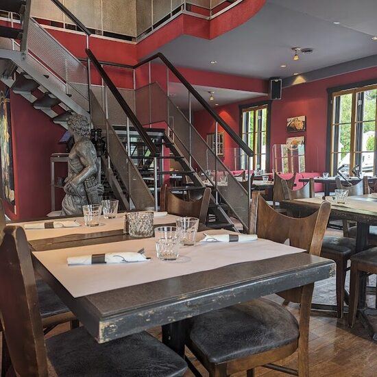 Opia - Burgers, Sandwiches Restaurants in Quebec