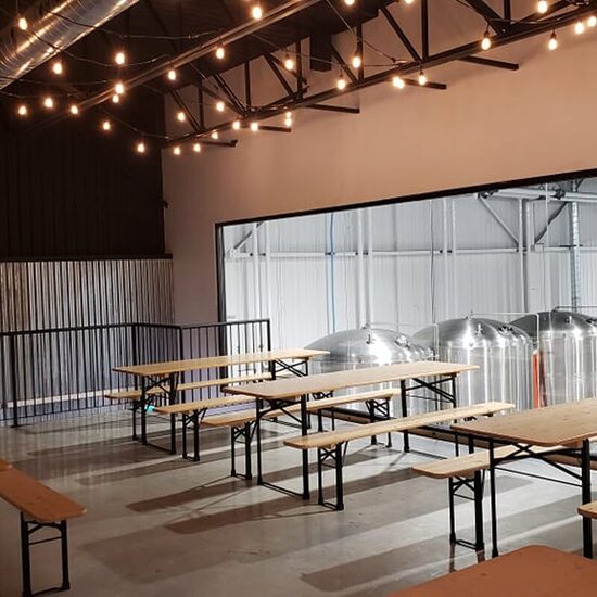 L'Espace Public - Brasseurs de Quartier / Brewery - Restaurants in Montreal