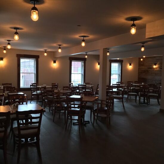 Resto/Pub Interlude - Restaurants in Montreal