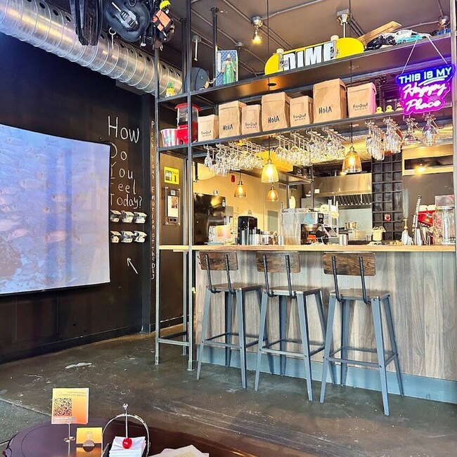 Mont Brise Brunch - Restaurants Cr&ecirc;pes Terrasses &agrave; Montr&eacute;al