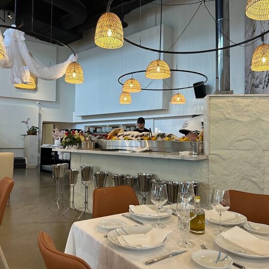 AVLI Estiatorio - Mediterranean, Breakfast Restaurants in Montreal
