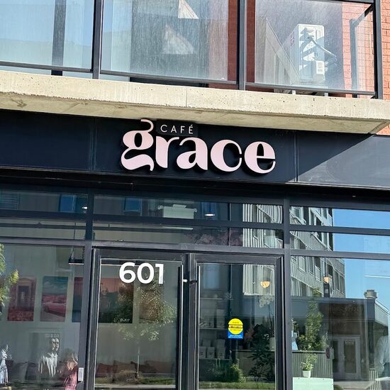 Caf&eacute; Grace - Restaurants de Montr&eacute;al
